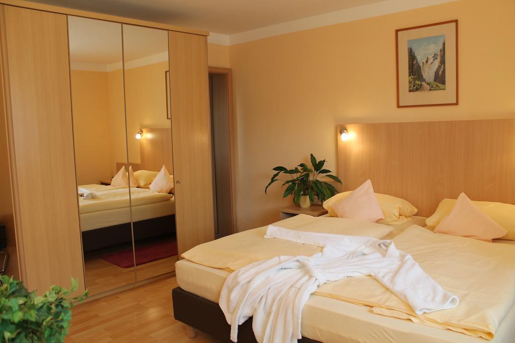 Hotel Brigitte Bad Krozingen Exterior photo