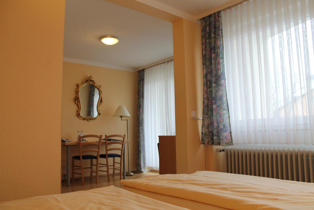 Hotel Brigitte Bad Krozingen Room photo