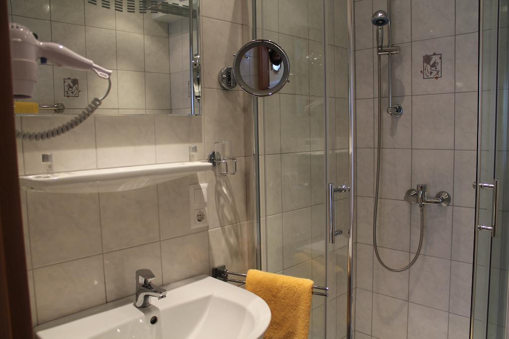 Hotel Brigitte Bad Krozingen Room photo